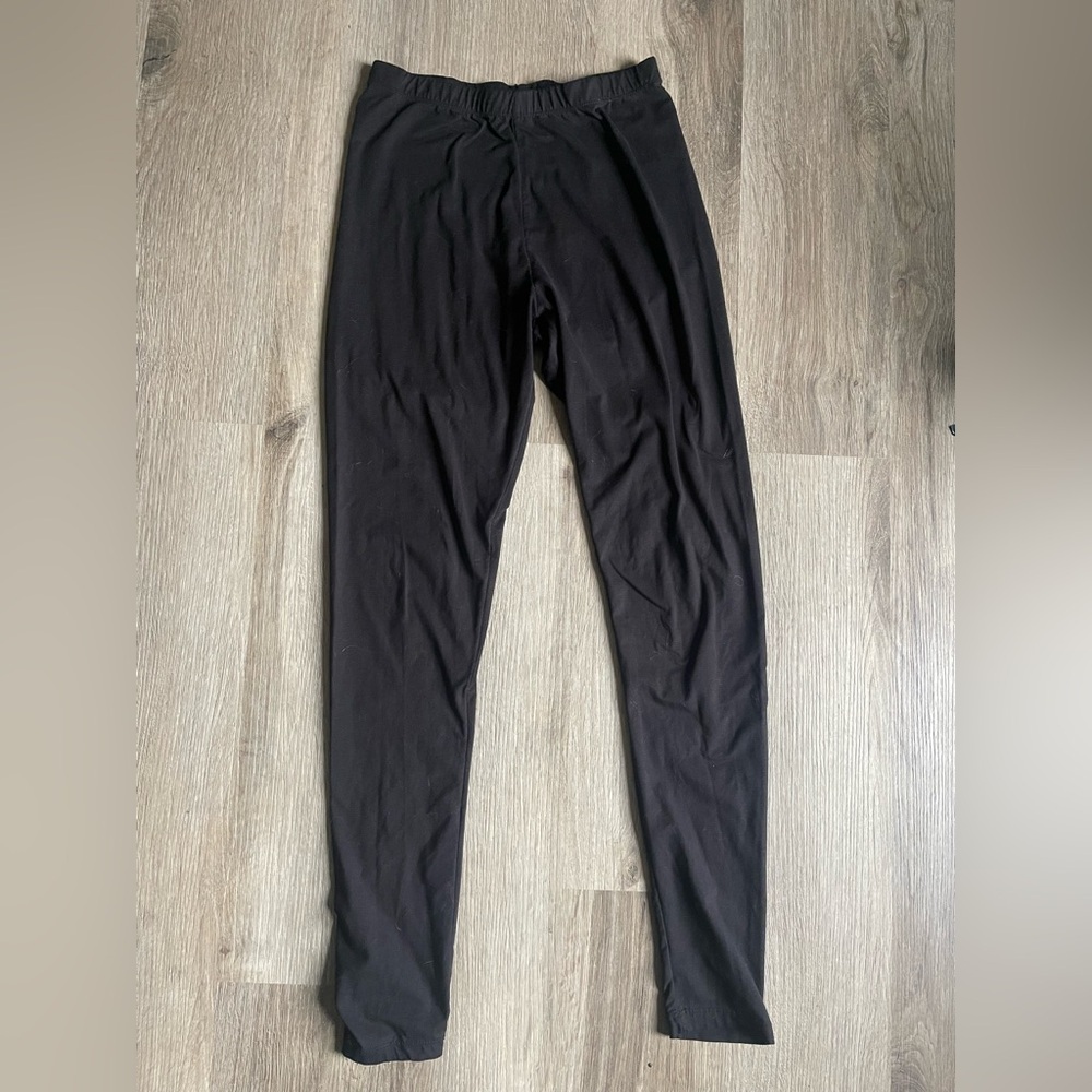Basic black leggings​​​